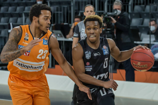 体育学院还 体育学院还